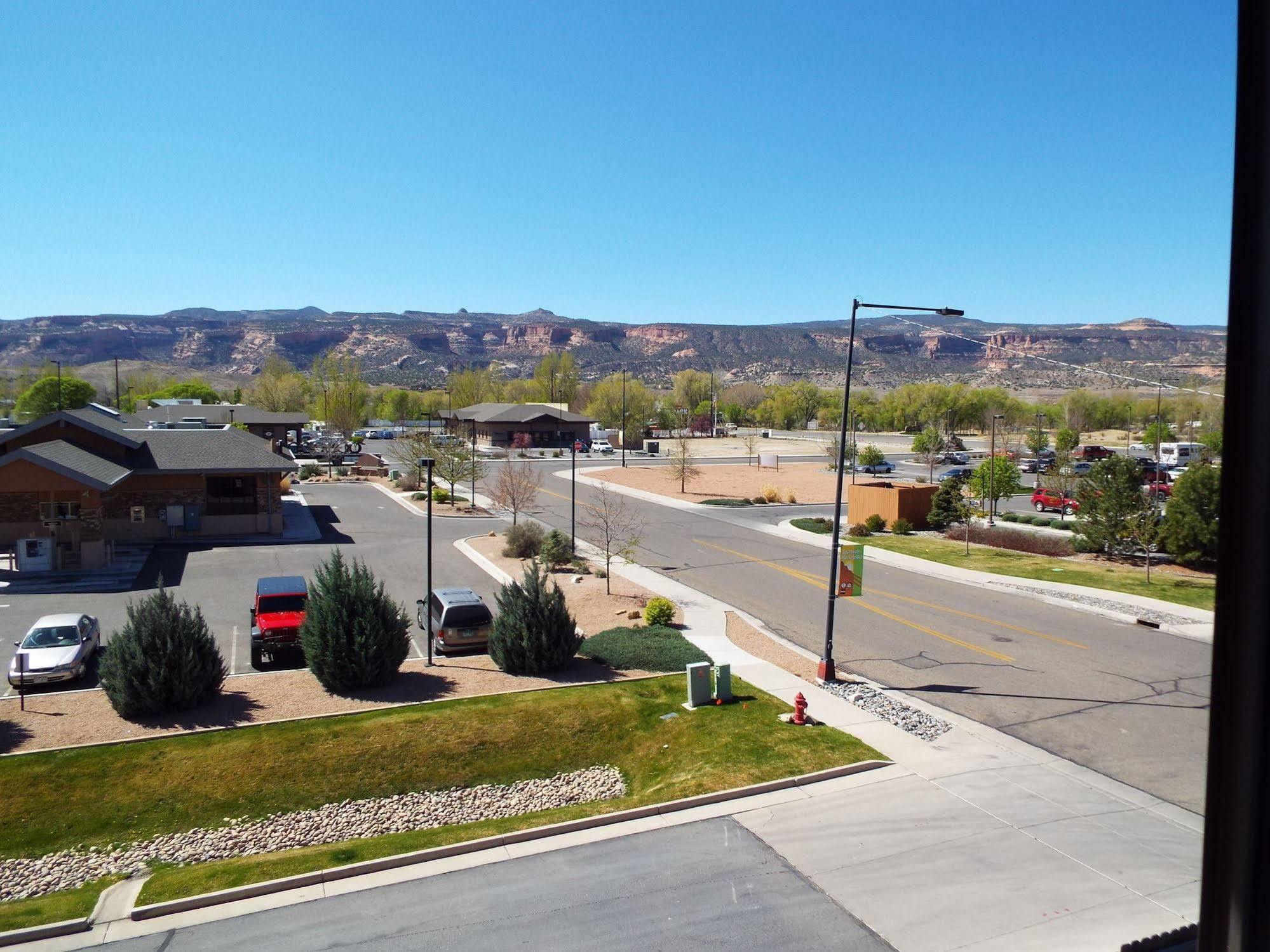 Comfort Inn & Suites Fruita Exterior foto